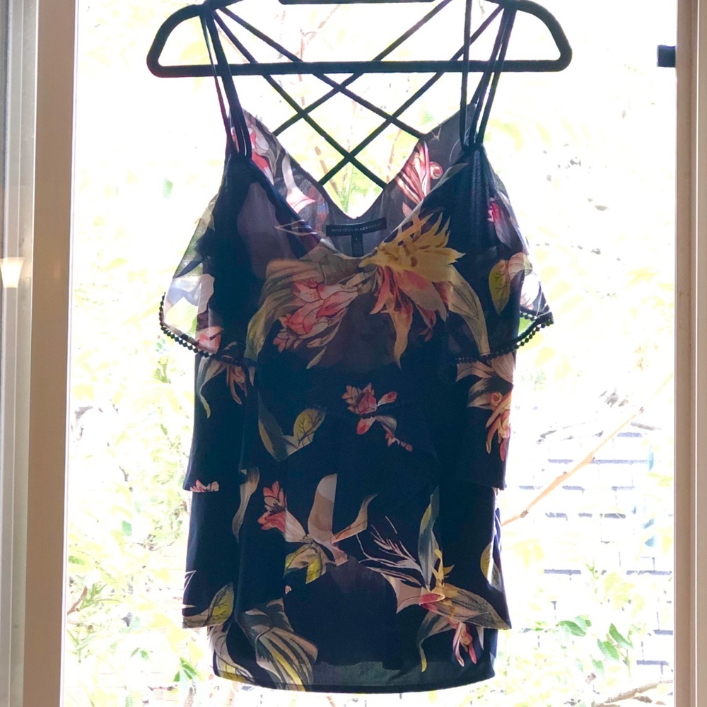 White House black market top